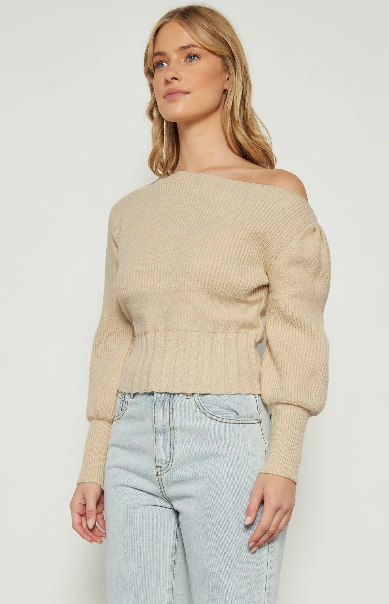 Asymmetric Neckline Contrast Textured Knit Top (WKN651)