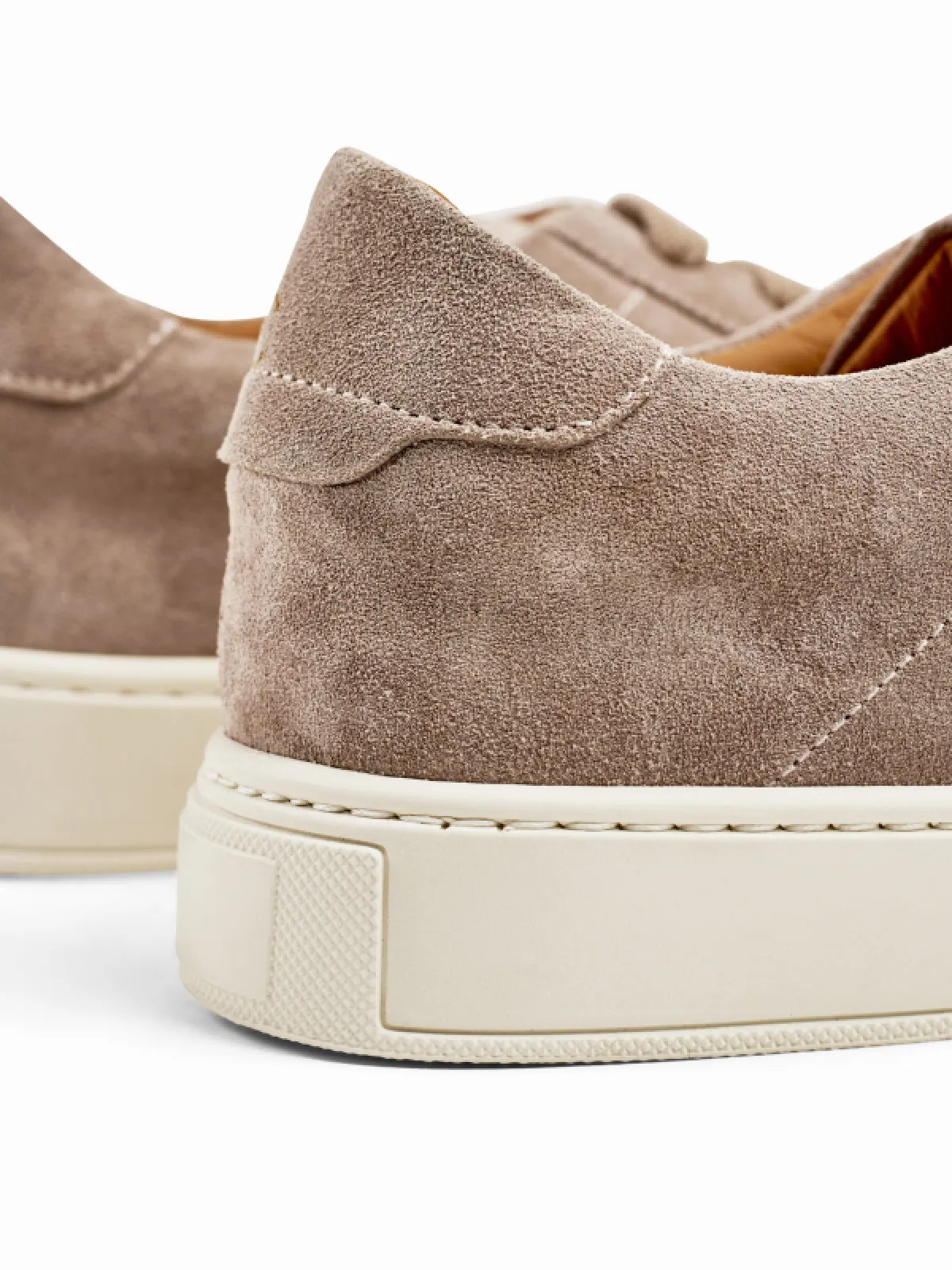 BROOME Suede Low-top Sneaker