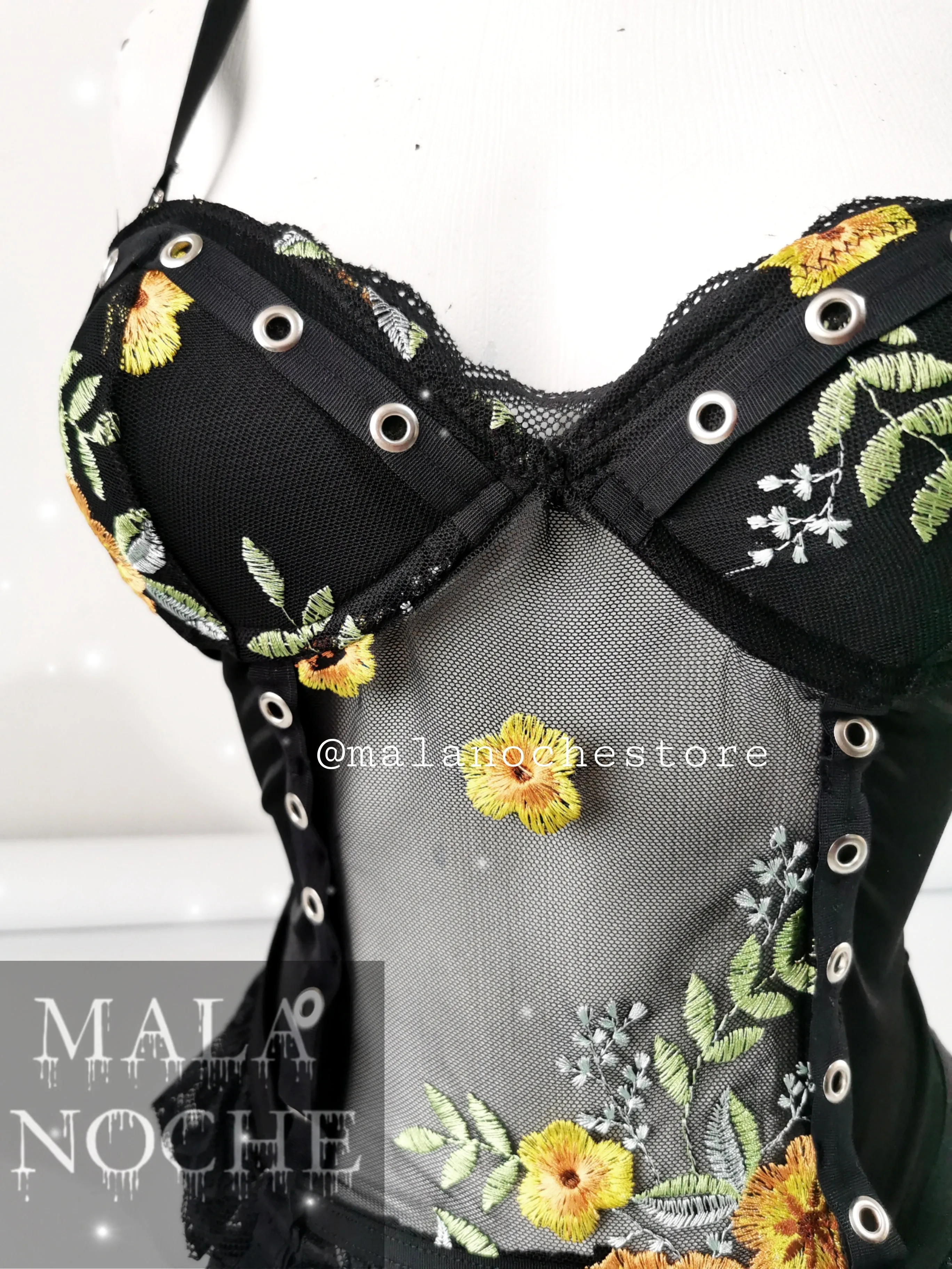 Bustier Garden  (mangas se venden por separado)