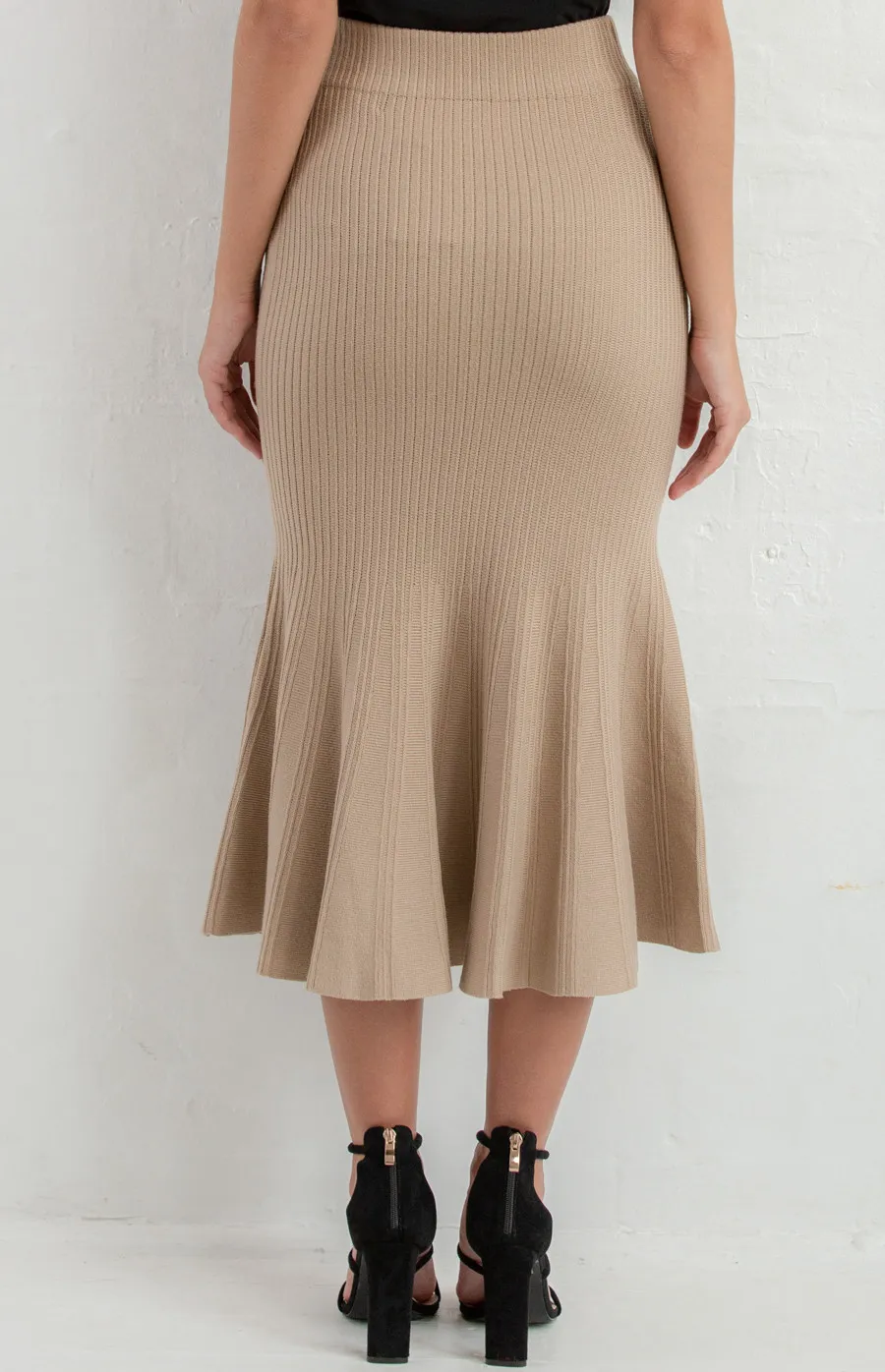 Fishtail Ribbed Knit Skirt (SKN376)