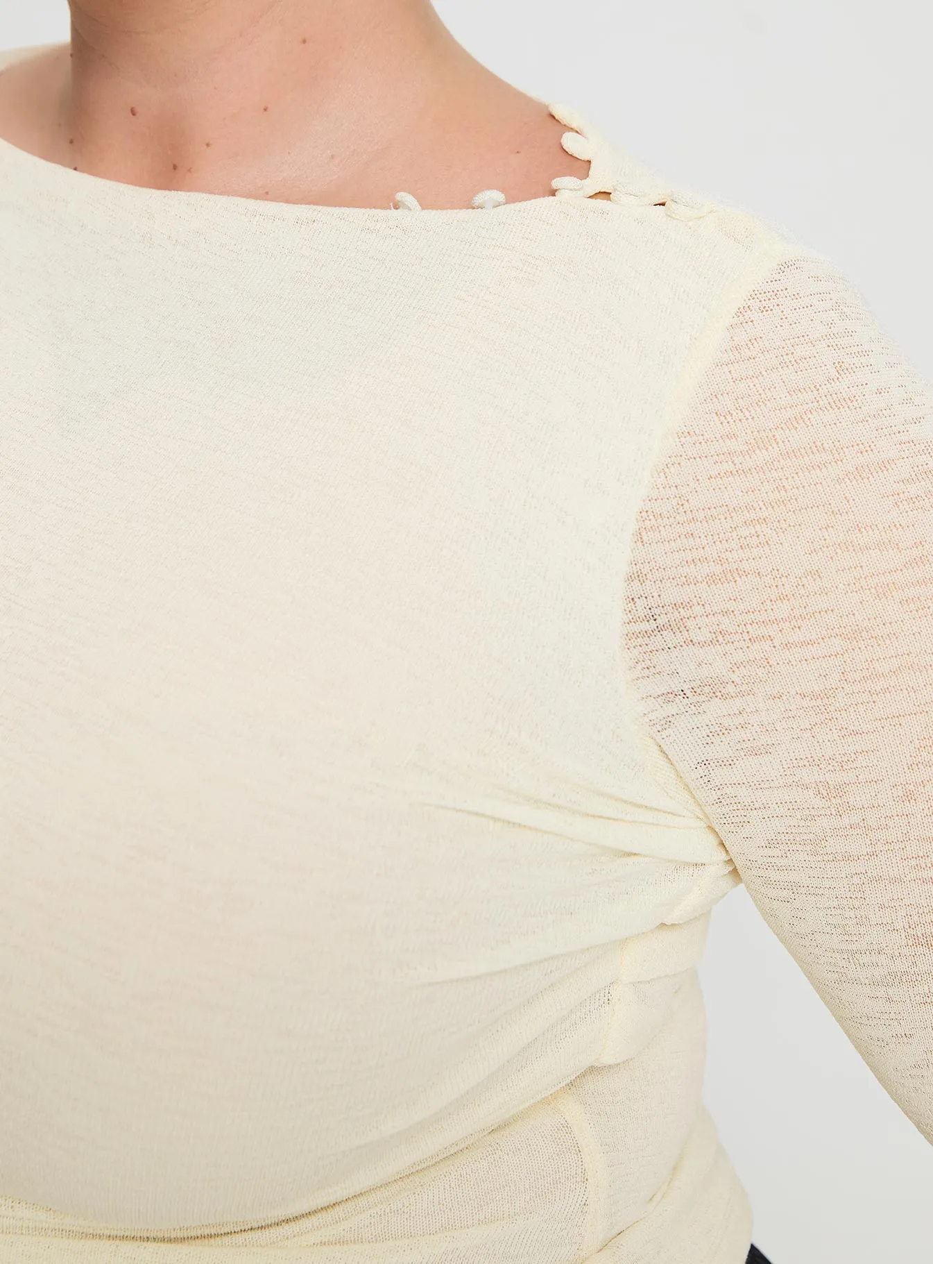 Luvinia Long Sleeve Top Cream Curve