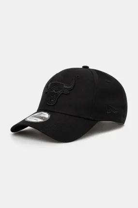 New Era cotton baseball cap LEAGUE ESSENTIAL 9TWENTY® CHICAGO BULLS black color with an application 60471485