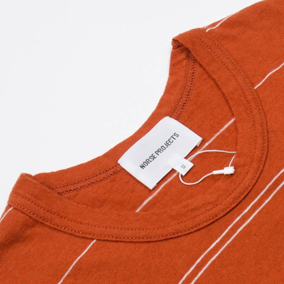 Norse Projects - Joakim Fine Stripe T-shirt - Burnt Havtorn