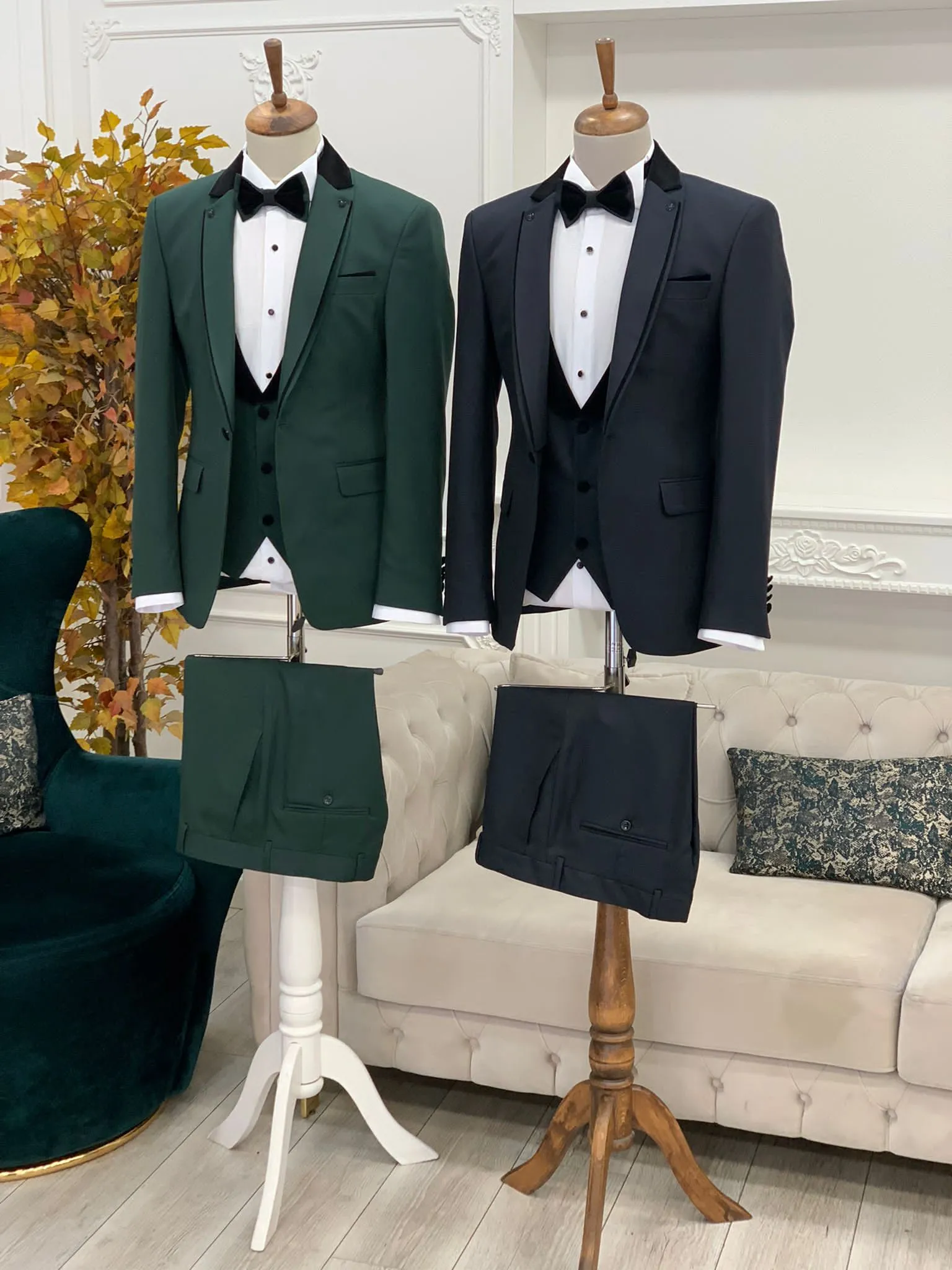 Partoni Royal Green Slim Fit Tuxedo