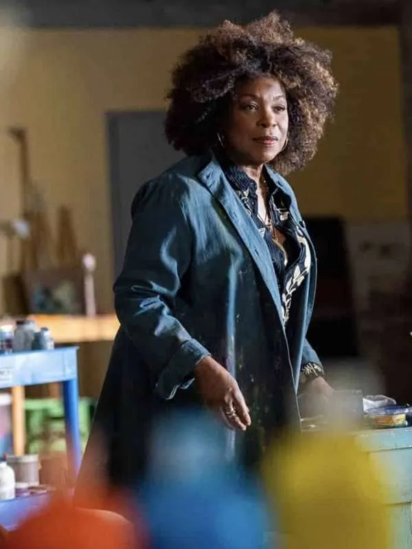 Viola Marsette The Equalizer S03 Blue Coat